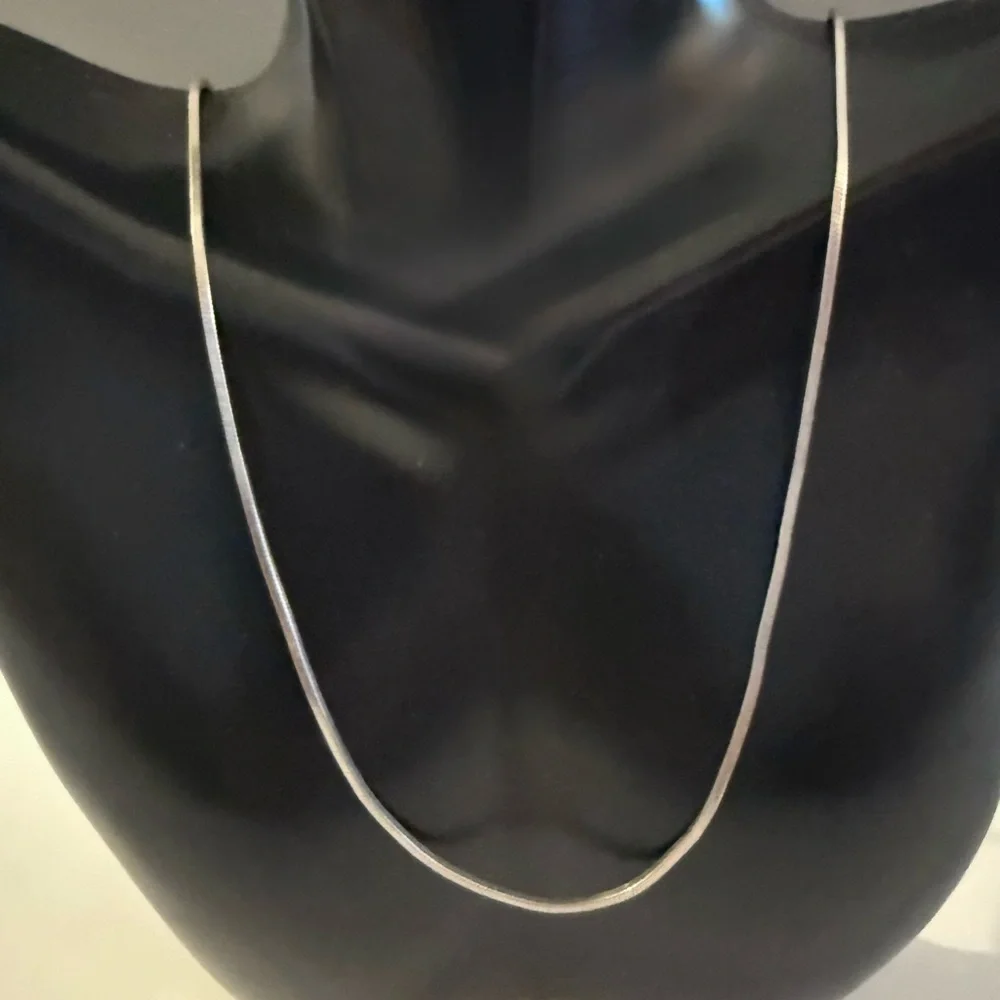 Sterling Silver Square Snake Chain 925 24 Inches 1mm 7.6 Grams